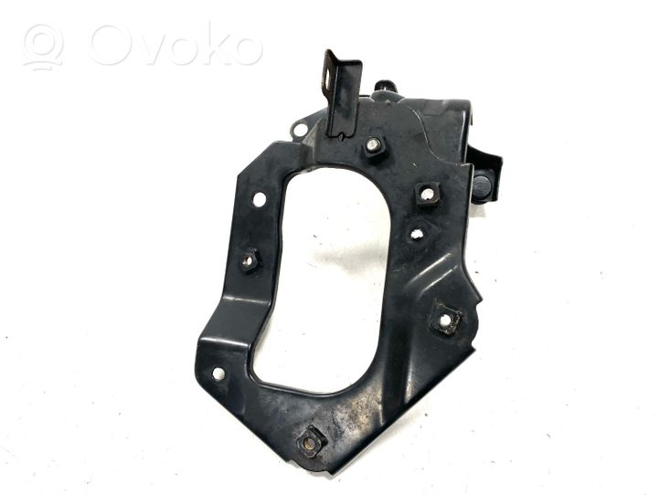 Toyota Avensis T270 Staffa/supporto di montaggio del filtro carburante 