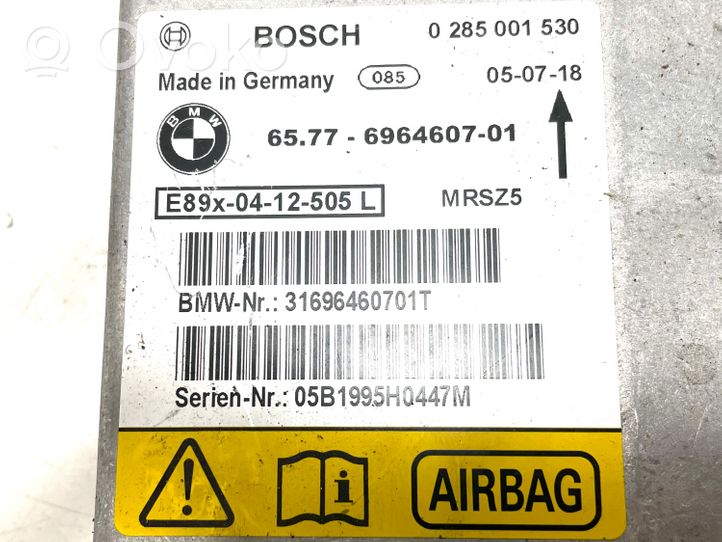 BMW 1 E81 E87 Oro pagalvių valdymo blokas 0285001530