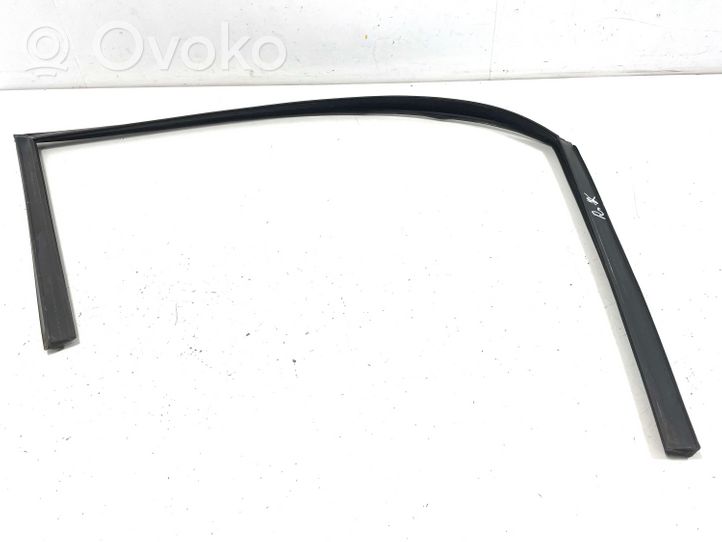 BMW 5 E60 E61 Rubber seal front door window/glass 