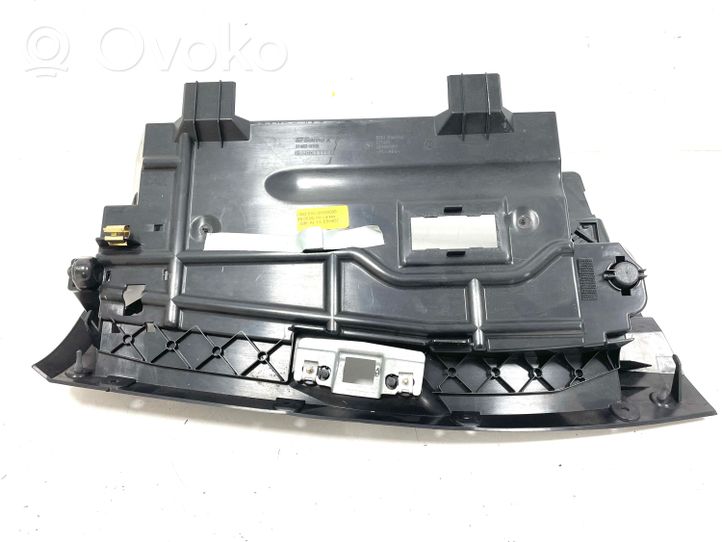 BMW 5 E60 E61 Cornice vano portaoggetti 51167063516