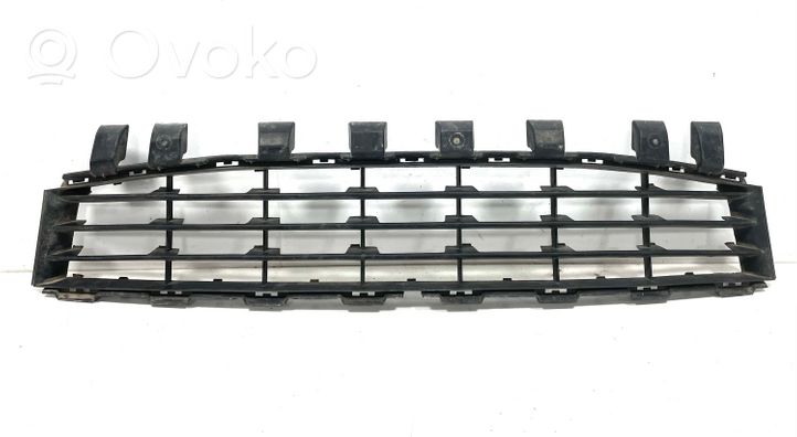 Renault Megane II Grille inférieure de pare-chocs avant 8200412379