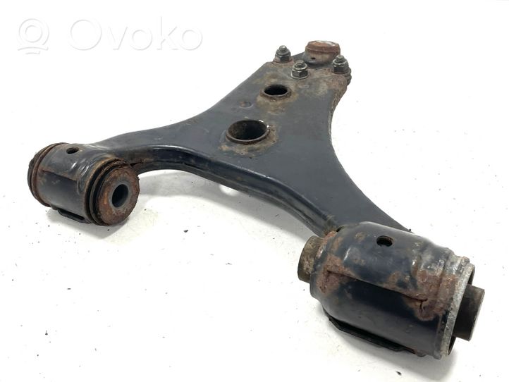 Mercedes-Benz A W169 Fourchette, bras de suspension inférieur avant A1693300307