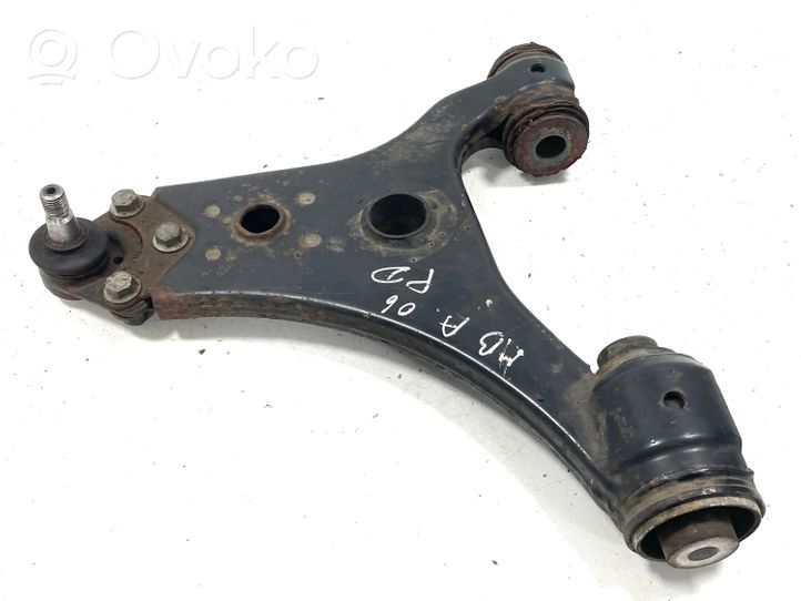 Mercedes-Benz A W169 Fourchette, bras de suspension inférieur avant A1693300307