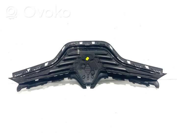 Renault Captur Maskownica / Grill / Atrapa górna chłodnicy 623102335R