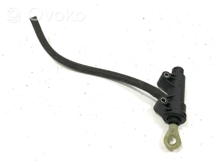 BMW X3 E83 Clutch master cylinder 21526758822