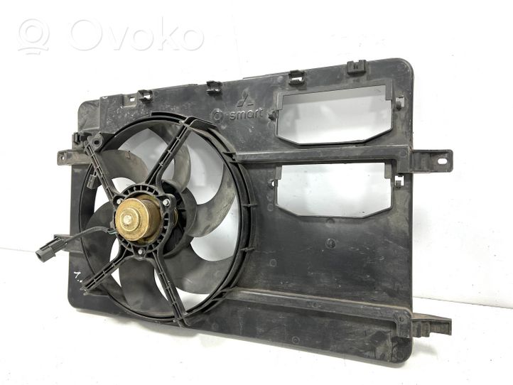 Mitsubishi Colt Convogliatore ventilatore raffreddamento del radiatore 1350A067