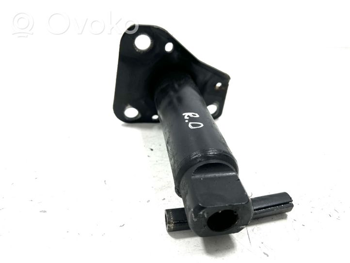 Audi A4 S4 B7 8E 8H Smorzatore/ammortizzatore d’urto per paraurti anteriore 8E0804134C