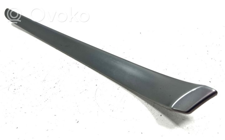 Audi A4 S4 B7 8E 8H Front door trim bar 8E0867409