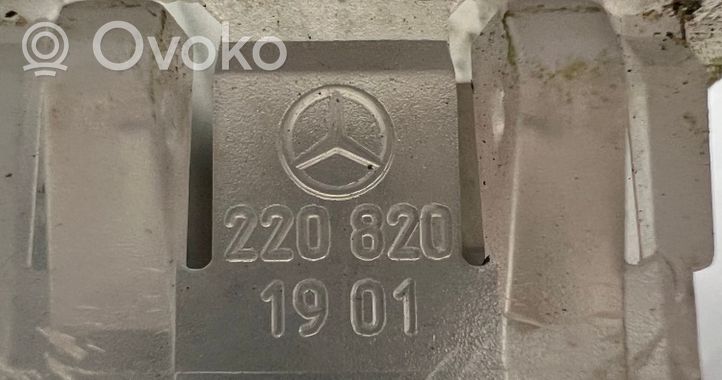 Mercedes-Benz S W220 Inne oświetlenie wnętrza kabiny 2208201901