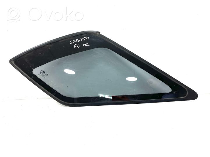 KIA Sorento Rear side window/glass DOT184AS2M431