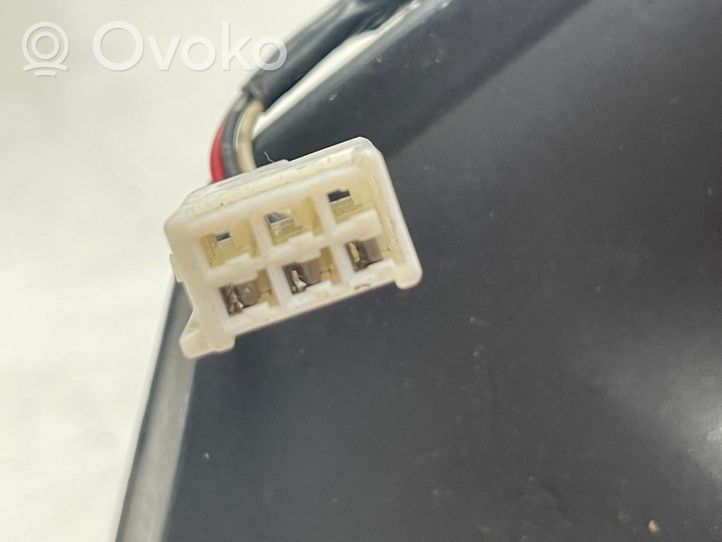 Daihatsu YRV Elektryczne lusterko boczne drzwi przednich 010399