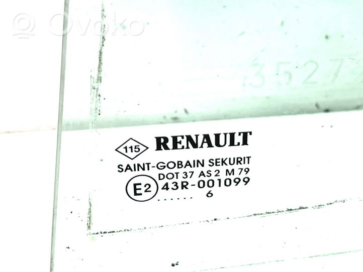 Renault Clio III Fenêtre latérale vitre arrière DOT37AS2M79