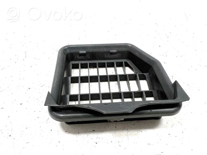 Volkswagen Golf VI Quarter panel pressure vent 1K0819465B