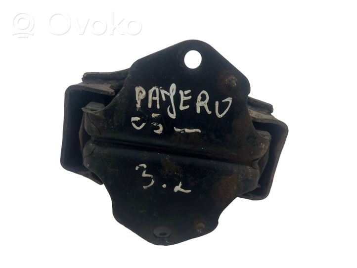 Mitsubishi Pajero Support de moteur, coussinet AV68827