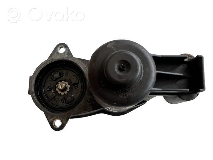 BMW 5 F10 F11 Rankinio varikliukas 32349660