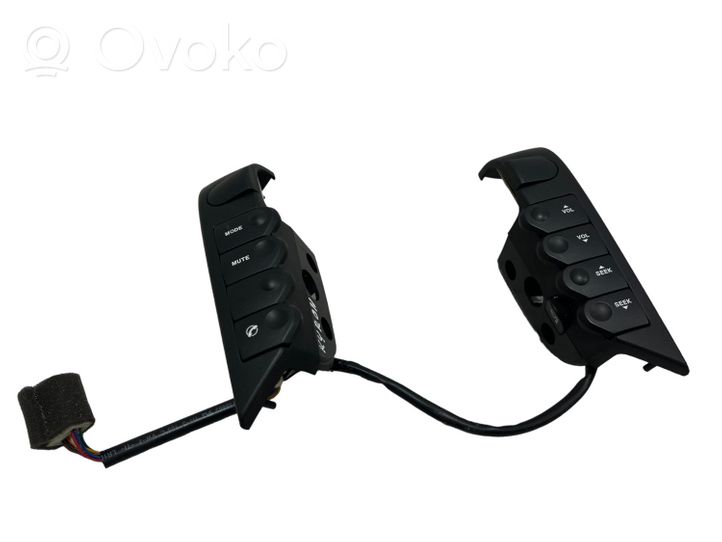 SsangYong Kyron Boutons / interrupteurs volant MJ7H070063