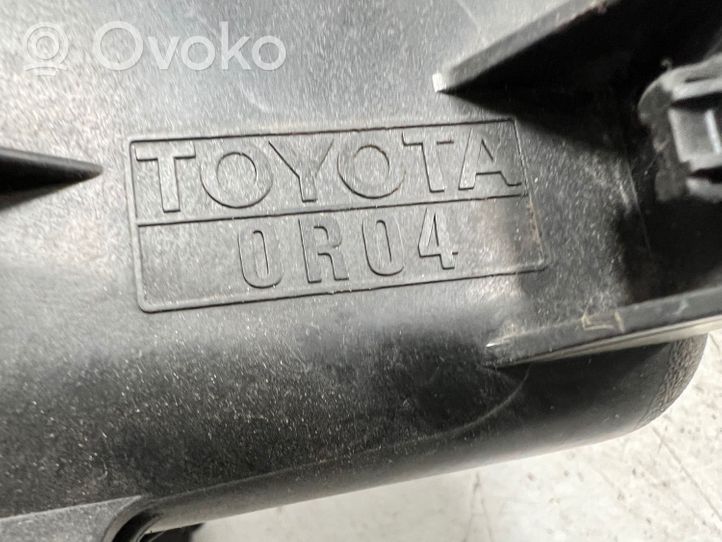 Toyota Avensis T270 Scatola del filtro dell’aria 0R04