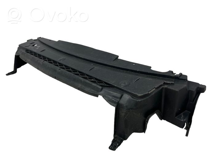 Volvo XC70 Front bumper skid plate/under tray 09484049