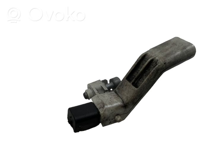 Volkswagen Golf VII Crankshaft position sensor 04L906433