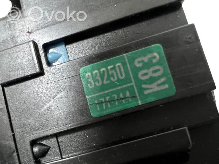 Toyota RAV 4 (XA40) Leva/interruttore dell’indicatore di direzione e tergicristallo 3325017F744