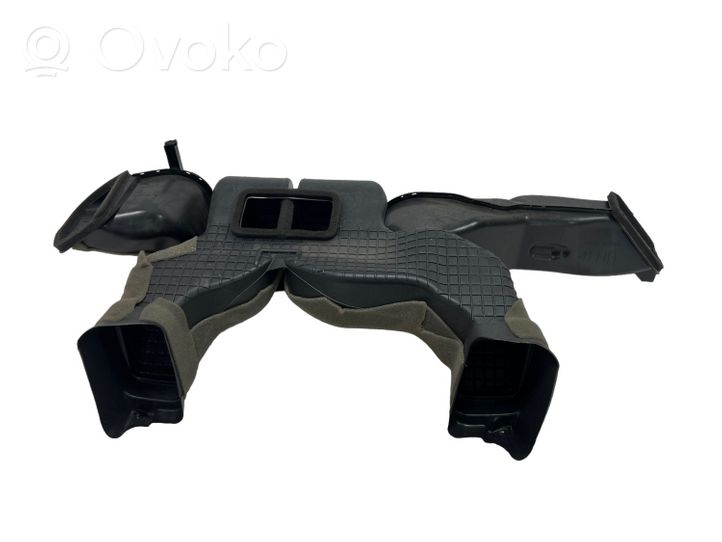 Toyota RAV 4 (XA40) Część rury dolotu powietrza 5587042040