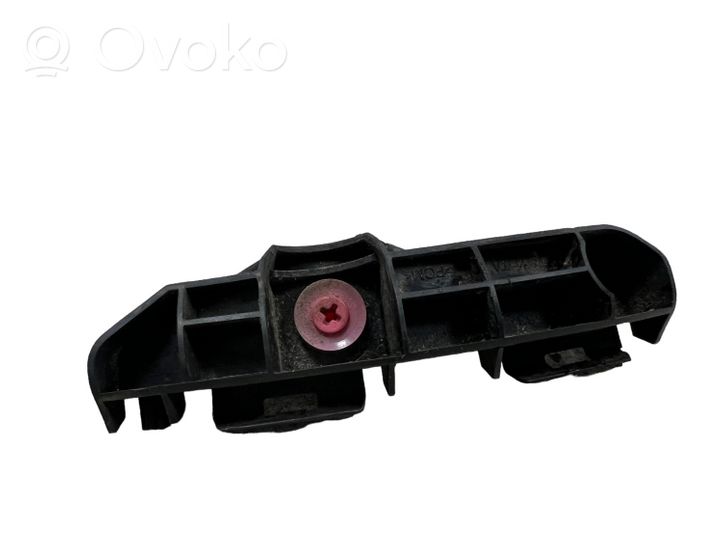 Toyota RAV 4 (XA40) Staffa di rinforzo montaggio del paraurti posteriore 52563442030