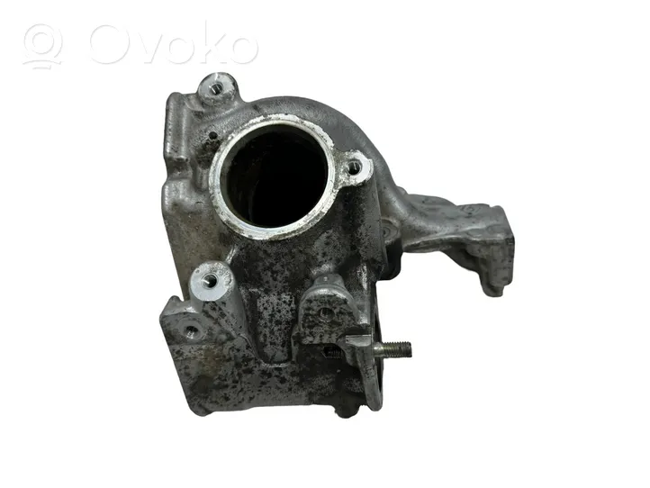 Renault Clio III Support refroidisseur de vanne EGR 2504710