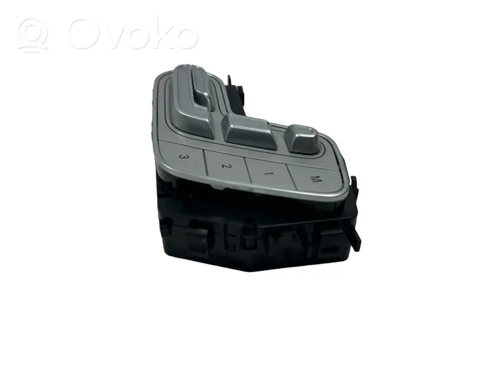 Mercedes-Benz GLS X167 Seat control switch A1679052101