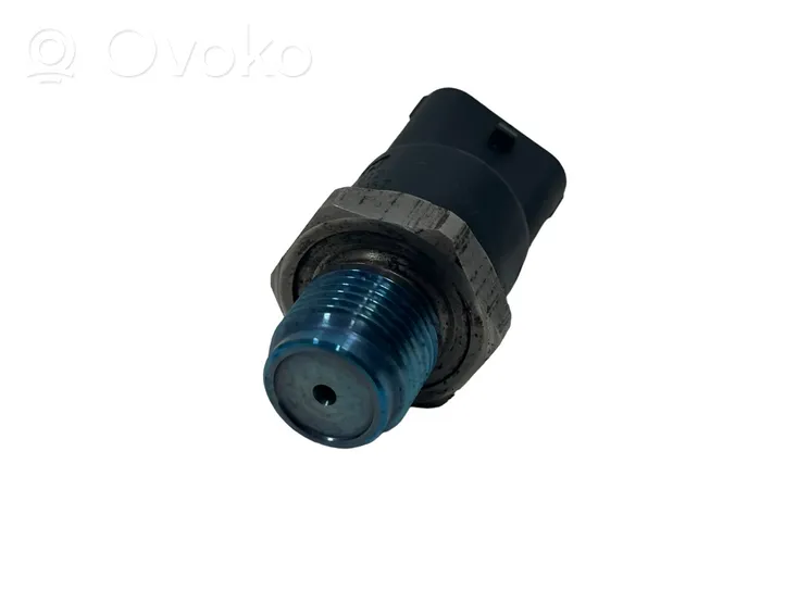 Volvo XC90 Sensor de presión de combustible 0281002612