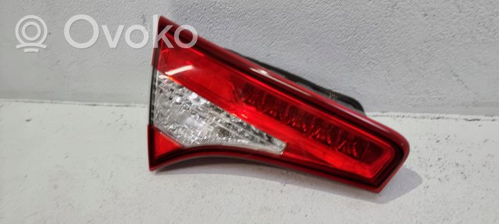 KIA Optima Lampy tylnej klapy bagażnika 92403-2T1