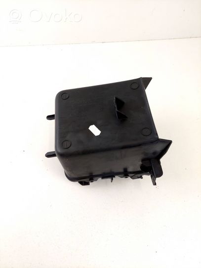 Opel Zafira C USB socket connector 13293521