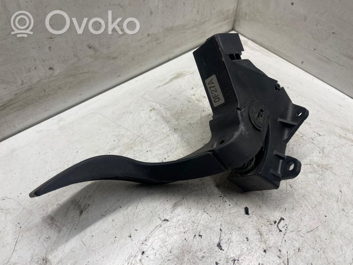 Ford Focus Accelerator throttle pedal 98AB9F836AE