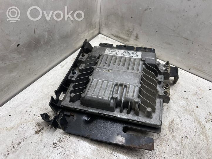 Renault Megane II Komputer / Sterownik ECU silnika 8200565863