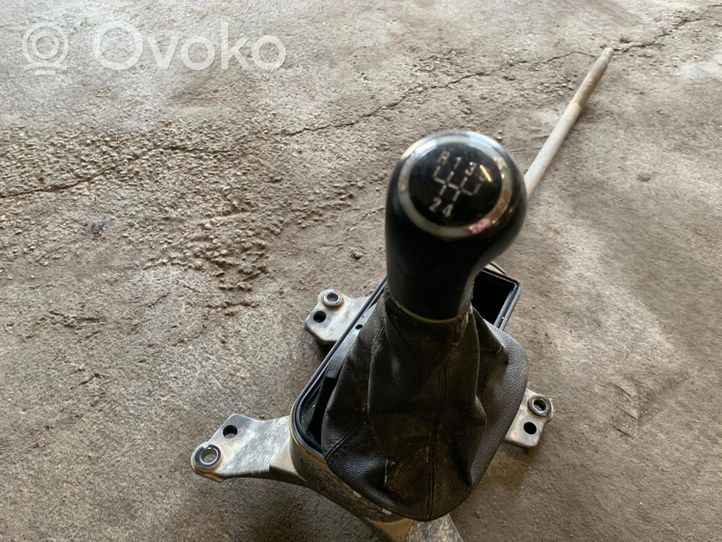 Opel Corsa D Gear selector 009123017