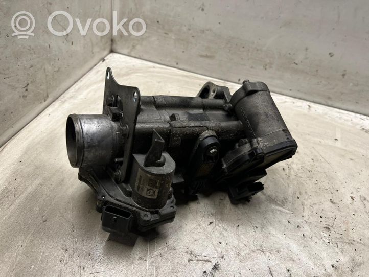 Nissan Qashqai+2 Droselinė sklendė 8200727648