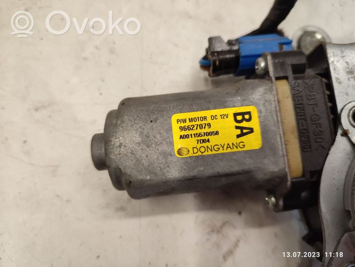 Chevrolet Captiva Elektryczny podnośnik szyby drzwi przednich 96627079