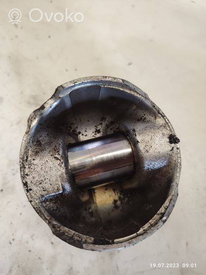 Hyundai Santa Fe Piston 