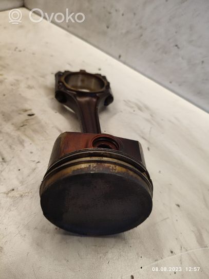 Volkswagen Sharan Piston with connecting rod 