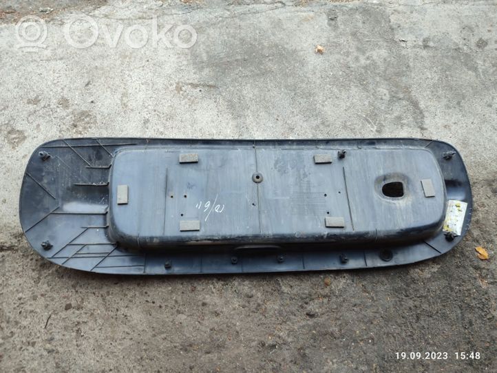 Hyundai Santa Fe Takaluukun rekisterikilven valon palkki 8737126010