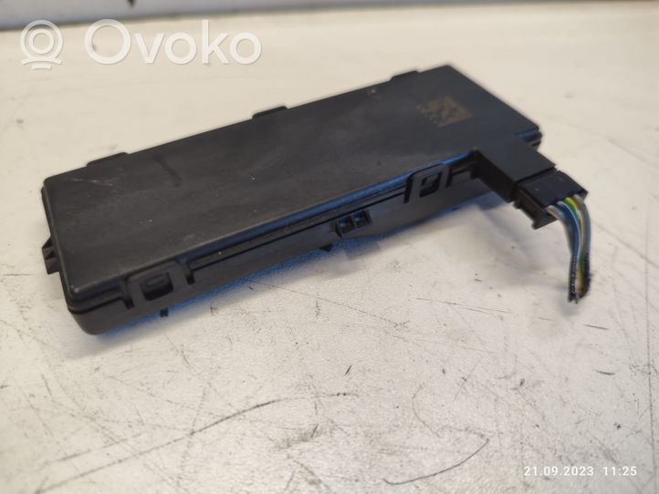 Opel Insignia A Door central lock control unit/module 13503204