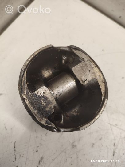 Hyundai Sonata Piston 