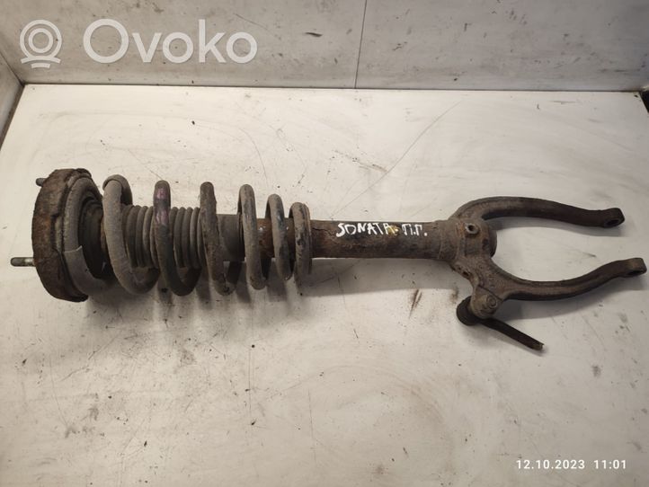 Hyundai Sonata Front shock absorber with coil spring 