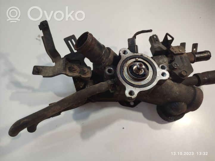 Hyundai Sonata Boîtier de thermostat 