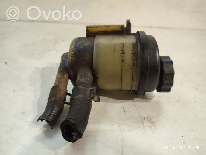 Hyundai Elantra Power steering fluid tank/reservoir 