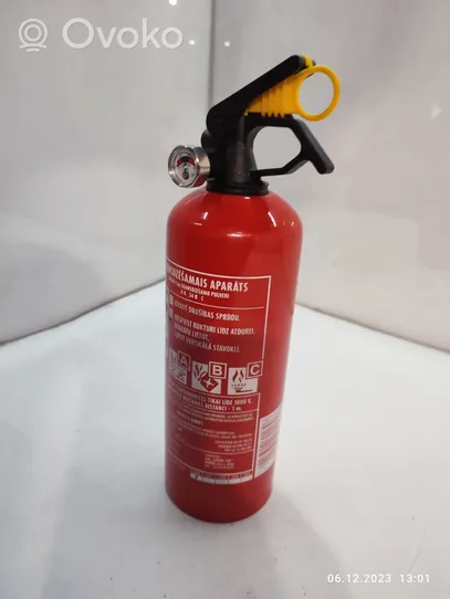 Volkswagen Touareg II Extinguisher 