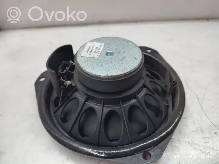 Opel Vectra C Enceinte de porte arrière 24423552