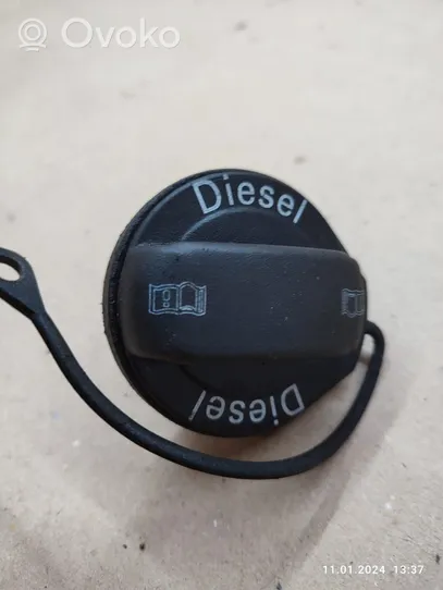 Volkswagen Tiguan Fuel tank filler cap 