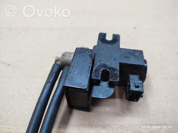 KIA Sorento Solenoīda vārsts 72190316