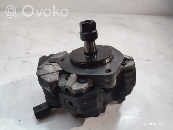 BMW X5 E70 Fuel injection high pressure pump 7798333