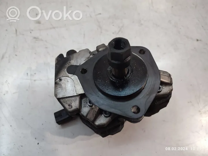 BMW X5 E70 Fuel injection high pressure pump 7798333